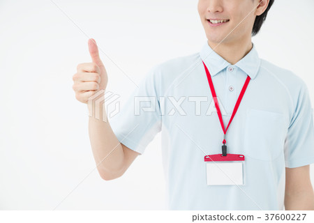 馬球襯衫的男性工作人員 37600227