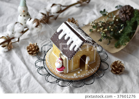 Hexen House 37601276