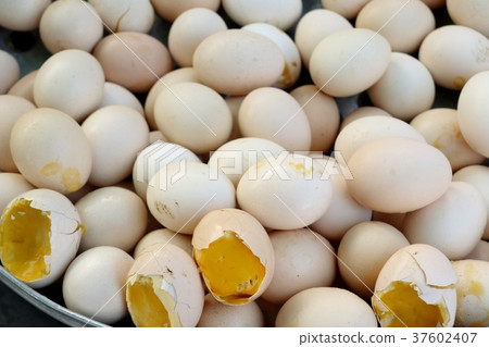 Boiled egg at street food Boiled egg at street food 37602407