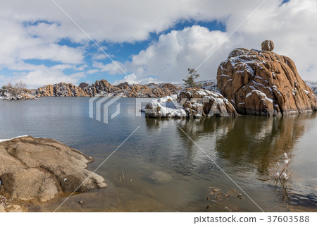 Watson Lake Prescott Arizona in Winter 37603588