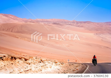 On the road to Park Lauca 37604130