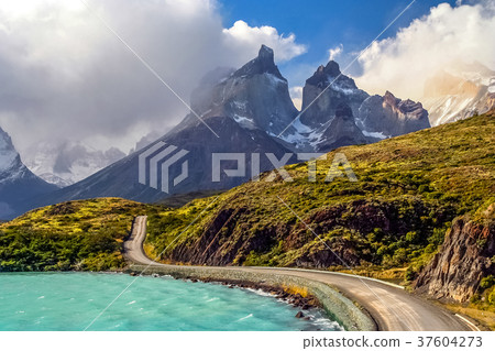 Road to Cuernos del Paine 37604273