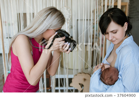 newborn baby mother photoshoot backstage newborn baby mother photoshoot backstage 37604900