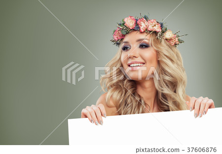 Happy Spring Woman Fashion Model with Curly Hairs 37606876