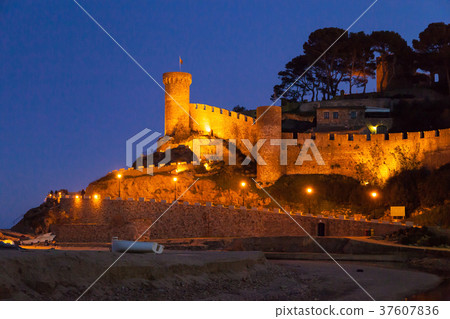Tossa de Mar Tossa de Mar 37607836