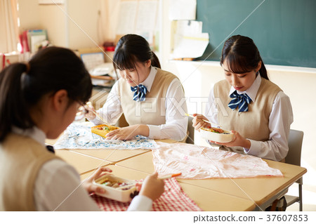 午餐盒初中生午休高中生 午餐盒初中生午休高中生 37607853