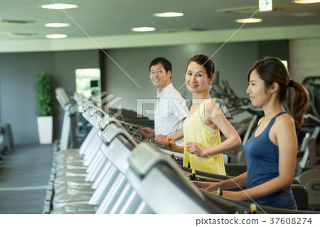 Sports club running machine training gym image Sports club running machine training gym image 37608274