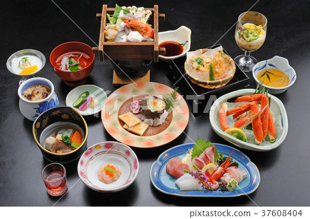 Gathering of Japanese cuisine at a hot spring hotel Gathering of Japanese cuisine at a hot spring hotel 37608404