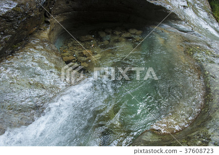 Kagashima Takishima（Himiji，兵庫縣Antomicho） 37608723