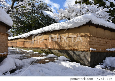 Nagamachi samurai residence ruins earthen ground snow scene Kanazawa Kanazawa 37610746