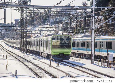 Yamanote Line E235 Keihin Tohoku Line E233 NishiNippori Station 37612234