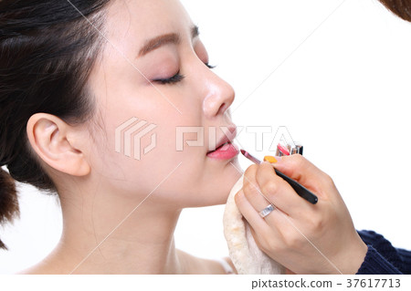 美容,護膚,美容,20多歲,女人,化妝,化妝 美容,護膚,美容,20多歲,女人,化妝,化妝 37617713