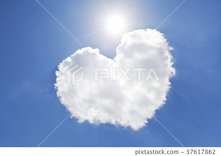 Blue sky and heart shaped cloud 37617862
