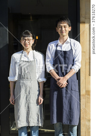 Married at a cafe Food business 37618270