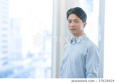 Casual Office image Business image Private office worker 37619424