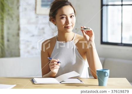 自我管理的女人 37619879