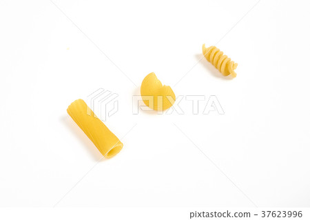 Different types of pasta isolated on white Different types of pasta isolated on white 37623996