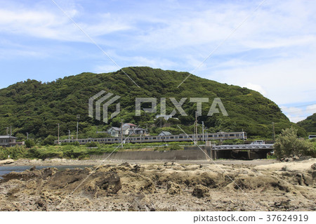 Uchibo 209線沿著海岸線行駛 Uchibo 209線沿著海岸線行駛 37624919