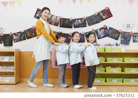 Kindergarten, Kindergarten, Child, Teacher, Korean 37625331