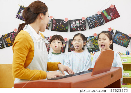 Kindergarten, Kindergarten, Child, Teacher, Korean Kindergarten, Kindergarten, Child, Teacher, Korean 37625373