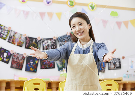 幼兒園，女孩，老師，韓國 37625469