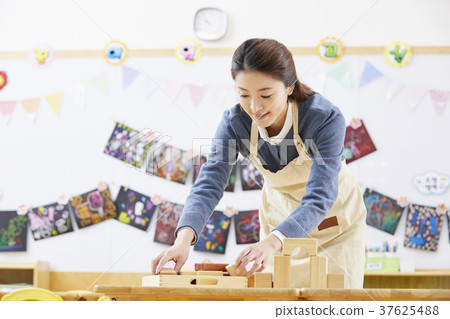 幼兒園，女孩，老師，韓國 37625488