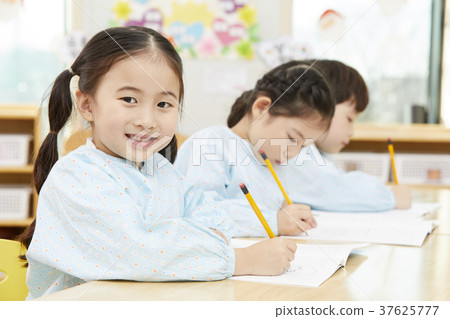 Children, kindergarten, kindergarten, korean Children, kindergarten, kindergarten, korean 37625777