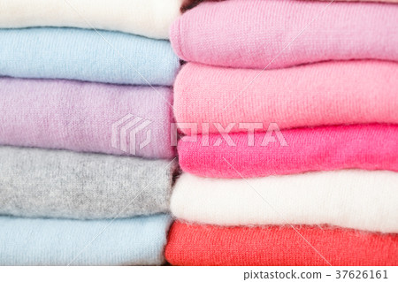 Winter clothing knitwear cashmere products 37626161