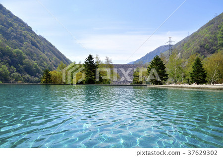  Mother's robe dam from MIBORO dam side park 37629302