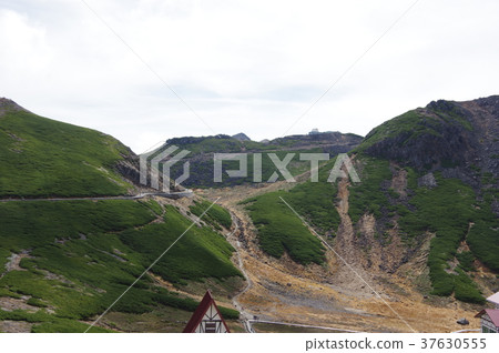 Norikura地平線早期的秋天 37630555