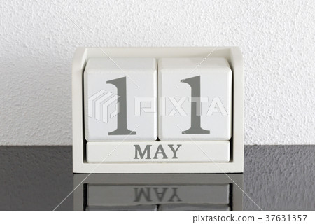 White block calendar present date 11 and month May White block calendar present date 11 and month May 37631357