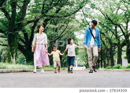 出去的家庭公園 37634309