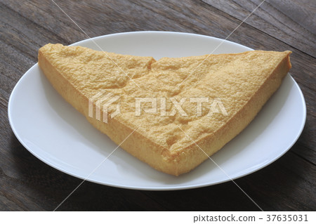Triangular fried image 37635031