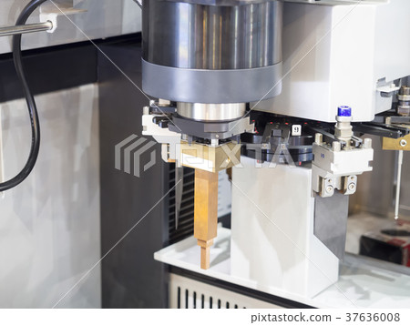 Use EDM electrod to make precision mold and die Use EDM electrod to make precision mold and die 37636008