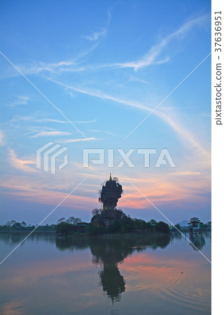 Rock pagoda in Pa'an, Myanmar 37636951