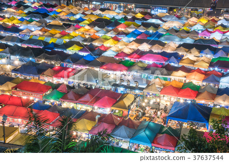 Railway Market Ratchada (Talato, Nhat, Lot, Fay Ratchada) Railway Market Ratchada (Talato, Nhat, Lot, Fay Ratchada) 37637544