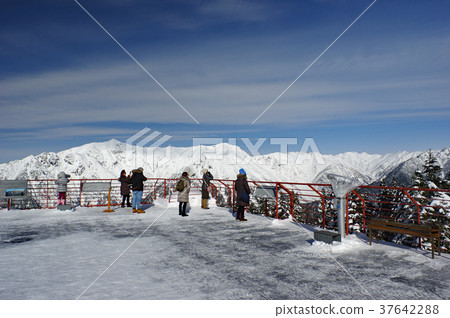 Shin Hotaka Ropeway (Japanese landscape / winter landscape) 37642288