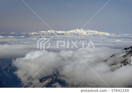 Shin Hotaka Ropeway (Japanese landscape / winter landscape) 37642289