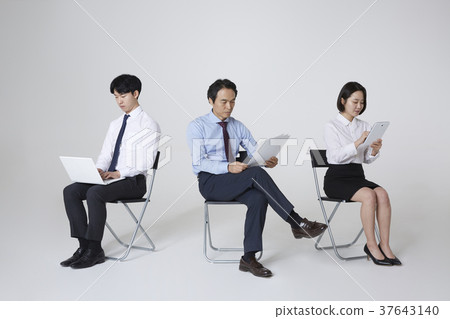 Businessman, Business Woman, Korean Businessman, Business Woman, Korean 37643140