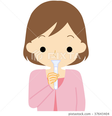 Woman using test kit Woman using test kit 37643404
