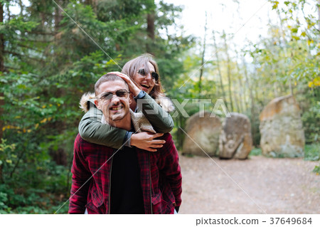 guy and girl have fun 37649684