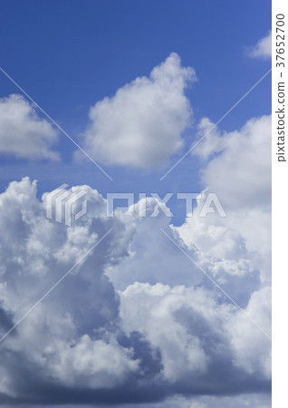 夏日的天空和冰雲 夏日的天空和冰雲 37652700