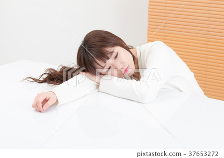 Women · Casual 37653272