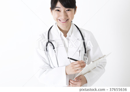 Medical image 37655636