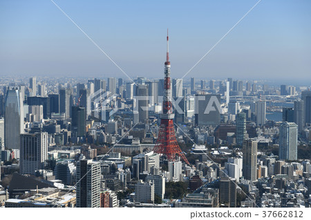  Tokyo cityscape in Japan "I want to see Tokyo Tower etc." = Blue sky spreading at the dawn of heavy snow in Tokyo · Photographed January 23 37662812