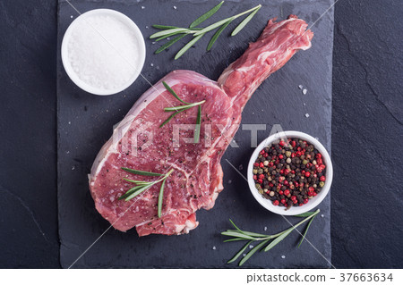 Raw entrecote steak 37663634