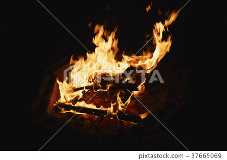 Bonfire Bonfire flame Bonfire Bonfire flame 37665069
