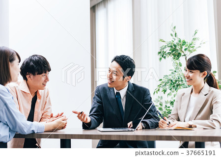 Consultation counter 37665191