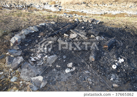 火災發生後 37665862