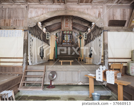 Ura Shrine Shinsetsu Ura Shrine Shinsetsu 37668913